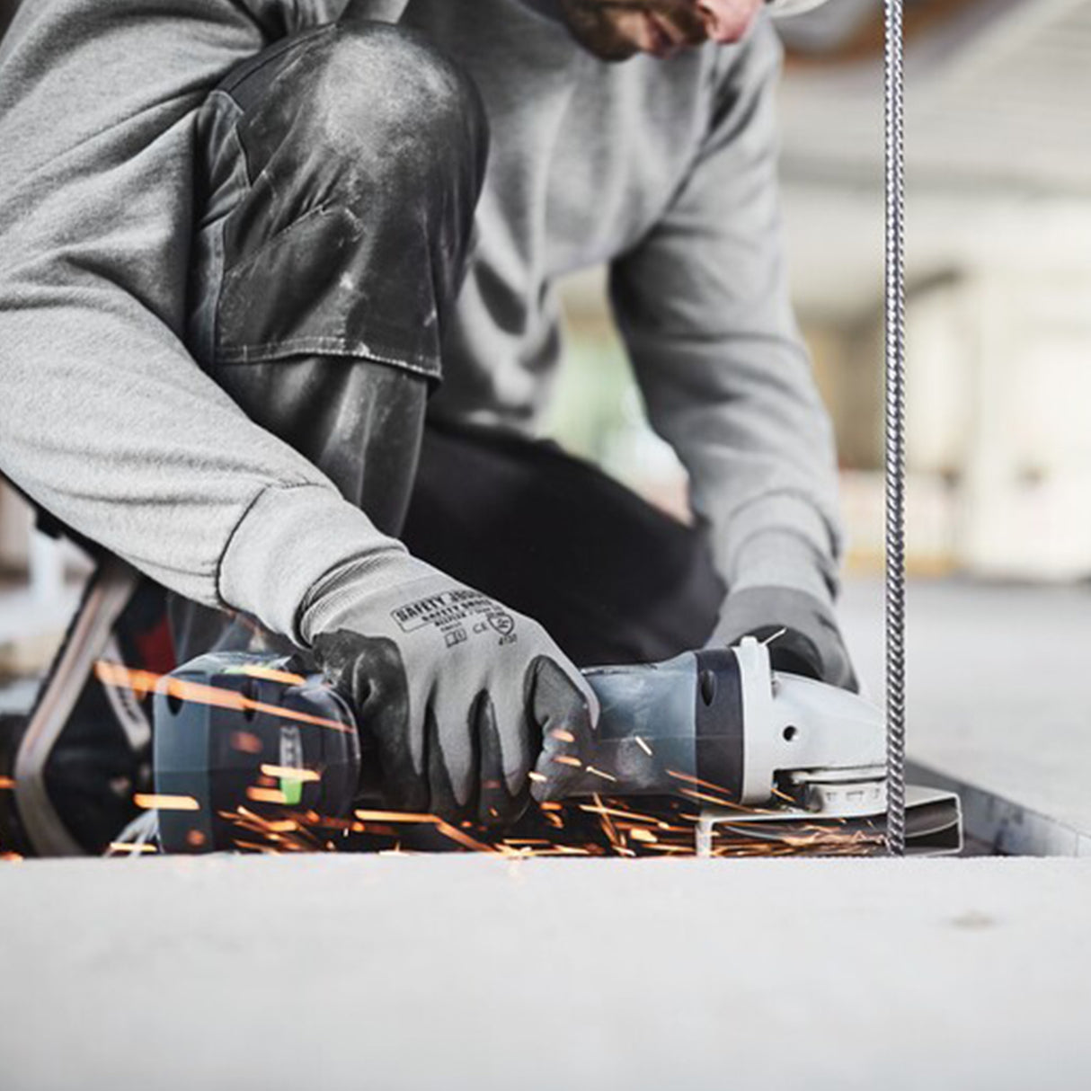 Amoladora angular inalámbrica Festool de 4-1/2" (solo herramienta)