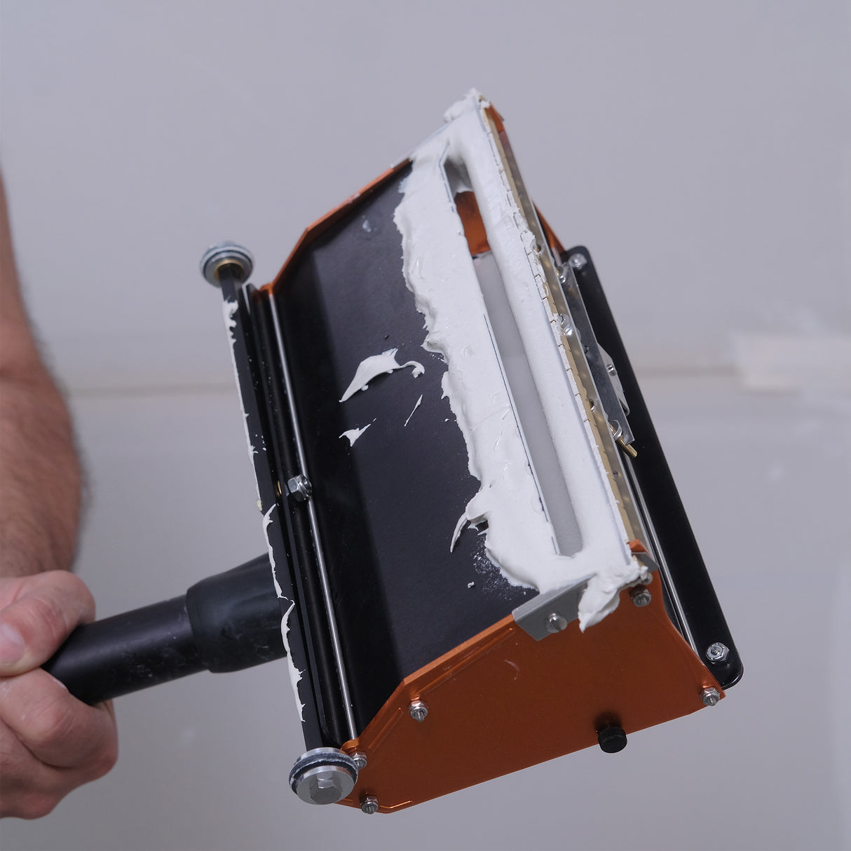 Drywall Master Easy Clean Standard Axle Flat Finishing Box