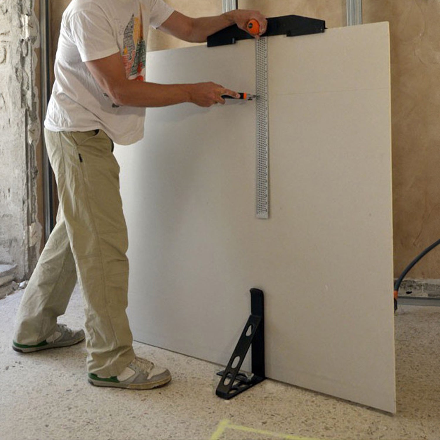 Escuadra de puntuación para paneles de yeso Edma