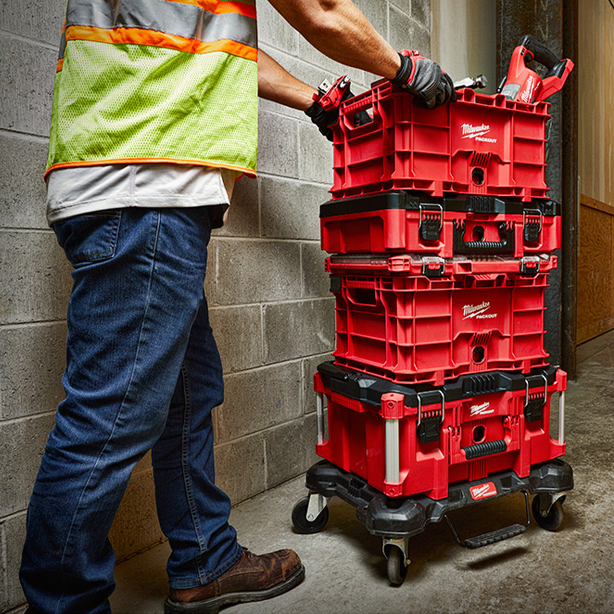 Milwaukee 48-22-8440 PACKOUT Caja abierta