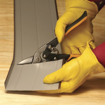 Tijeras de aviación Malco con empuñaduras Power-Fit