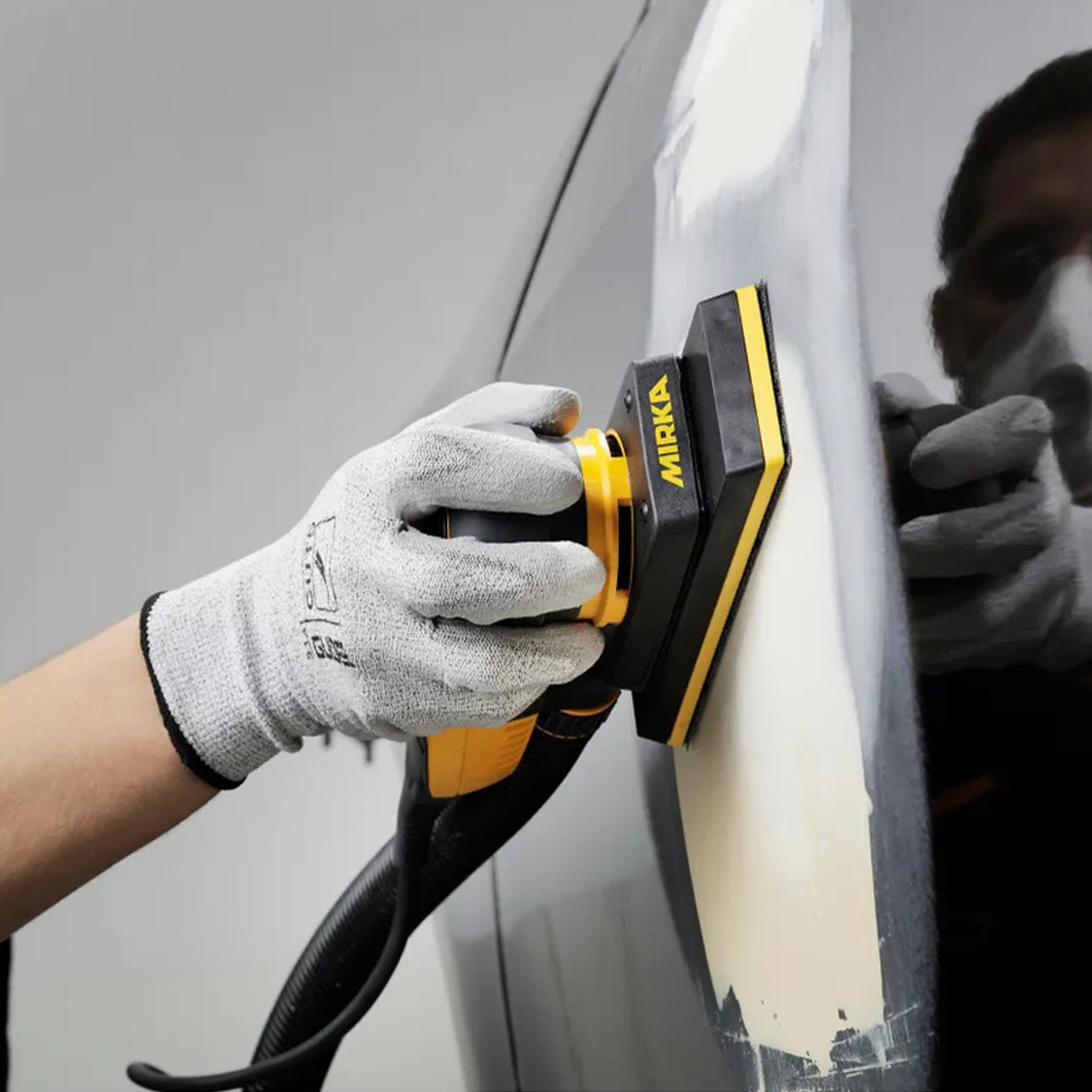 Lijadora eléctrica Mirka DEOS 3" x 8" 383x CV (MID3830201US)