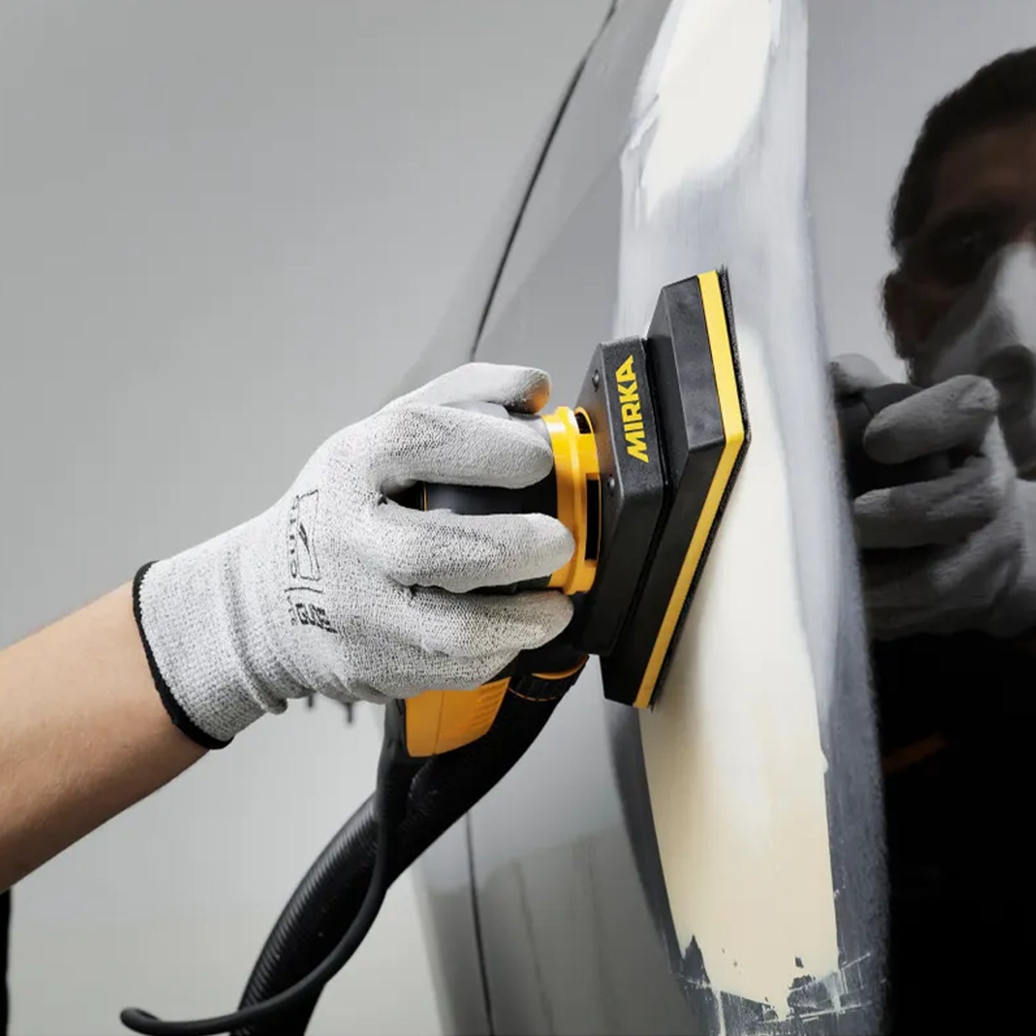 Lijadora eléctrica Mirka DEOS 3" x 8" 383x CV (MID3830201US)