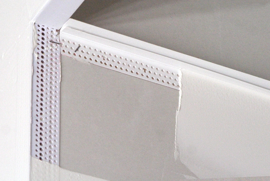 Reborde de barro en techo Trim-Tex