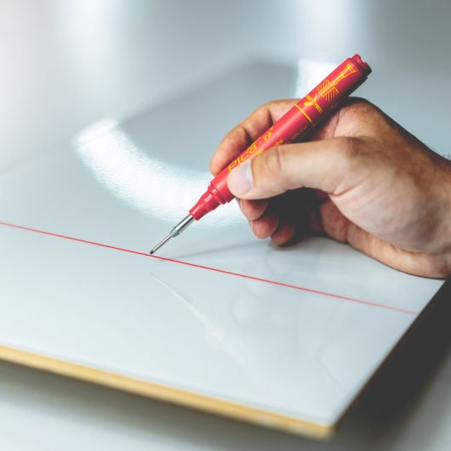 Marcador de pica para agujeros profundos