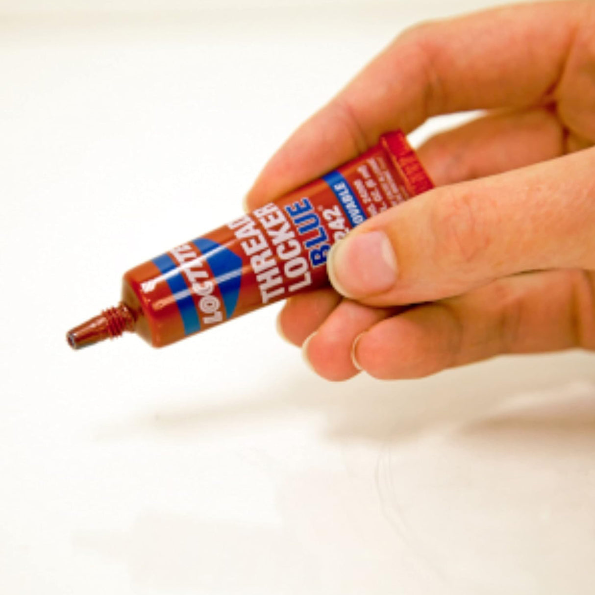 Frein-filet Loctite bleu 242 (0,2 fl oz)
