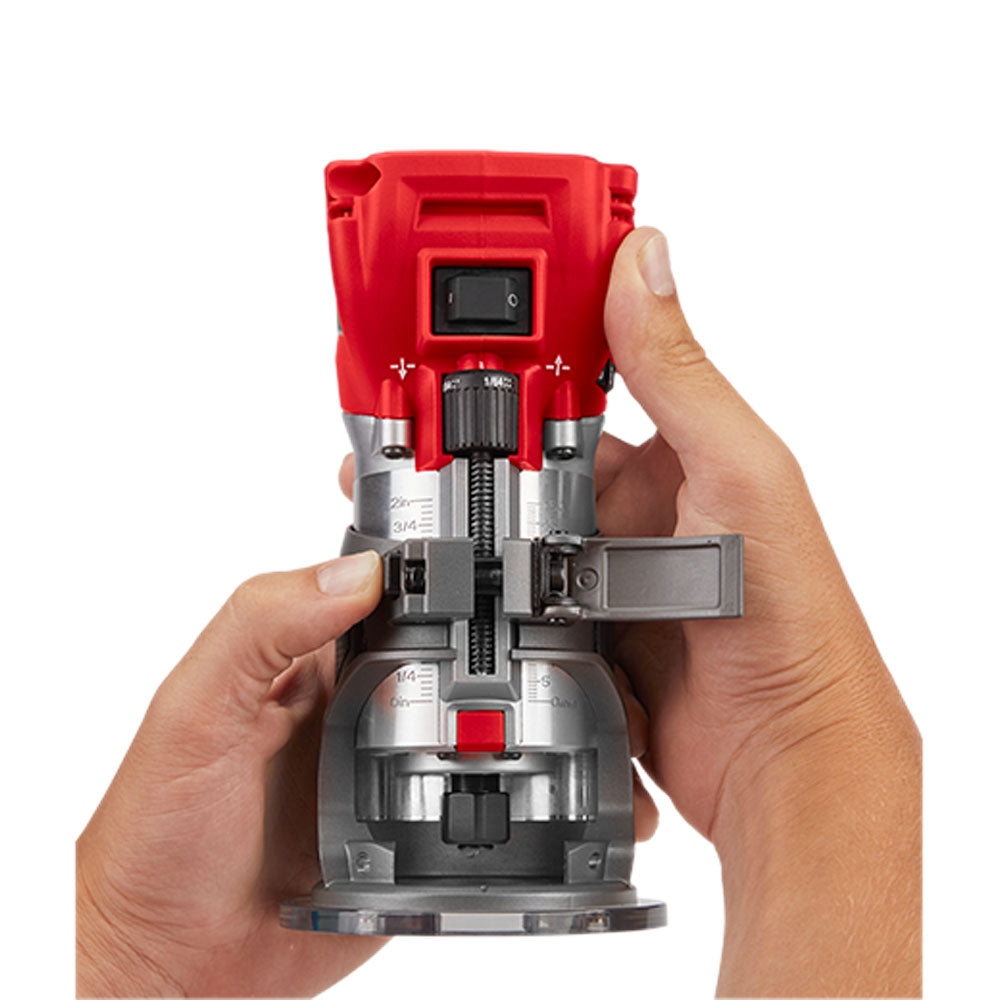 Milwaukee 2723-20 Routeur compact à carburant M18 (outil uniquement)