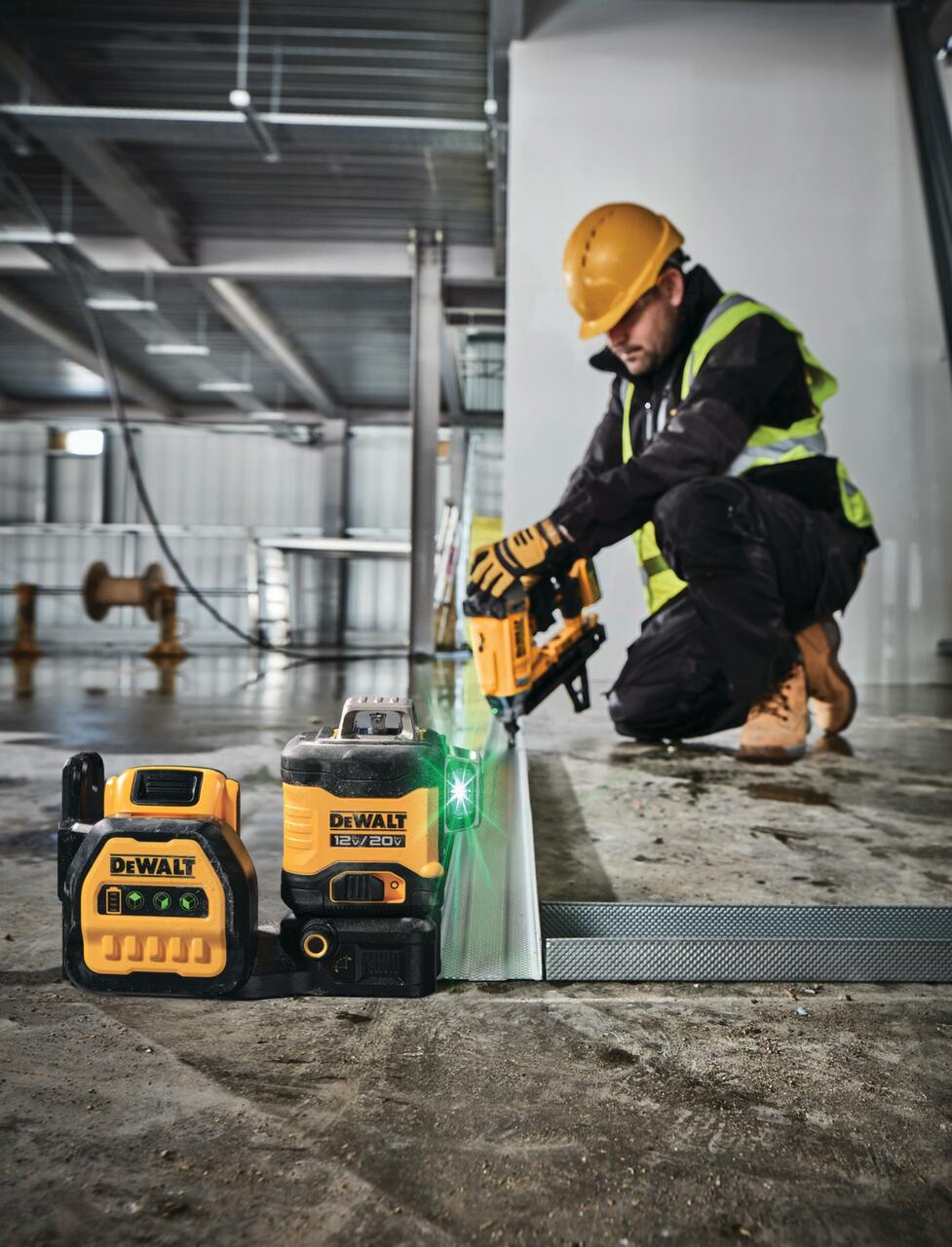 DeWalt 20V MAX 3 x 360 Green Line Laser DCLE34030GB (solo herramienta)