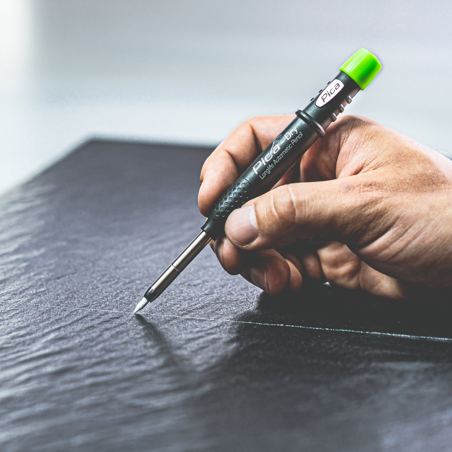 Pica Dry Pen and Refill Bundle